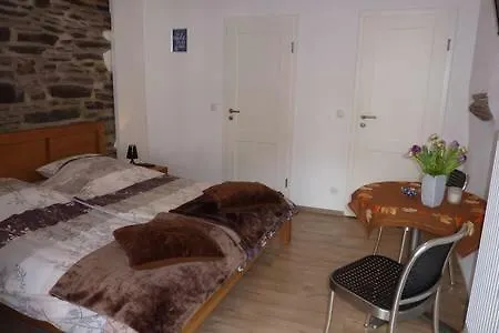 Haus Am Felsen בית אירוח *